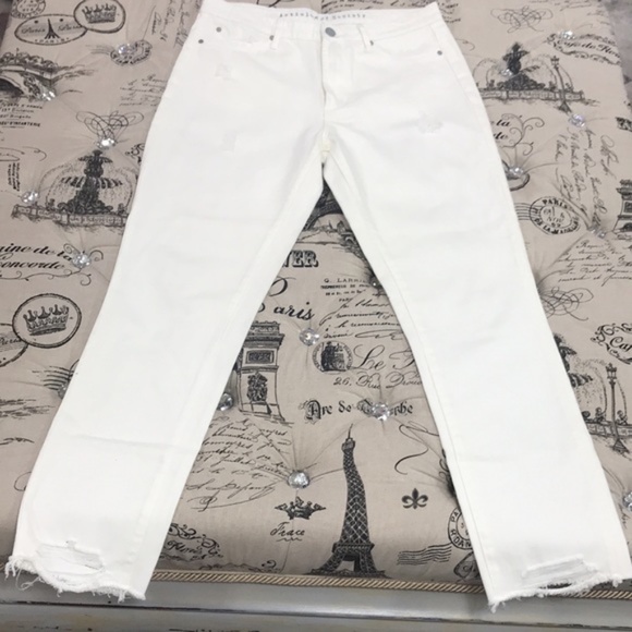 Articles of Society Rene Ripped&Frayed High Rise Jeans - Picture 3 of 16